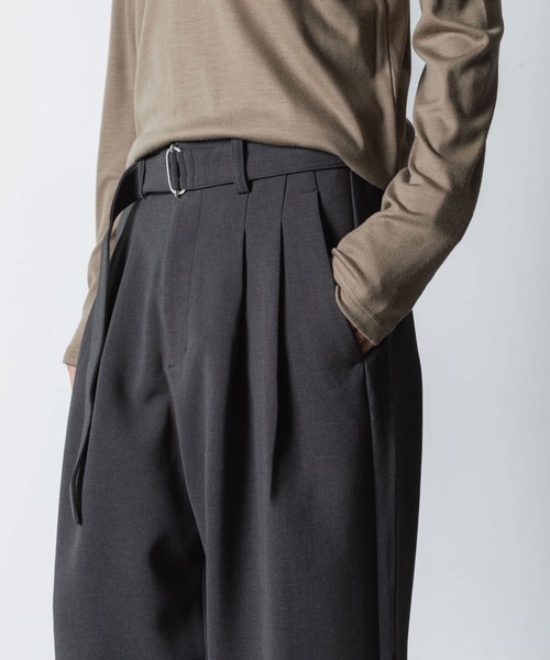 ATTACHMENT（アタッチメント）の「PE ストレッチダブルクロス ベルテッド ワイドテーパードトラウザーズ / PE STRETCH DOUBLE CLOTH BELTED WIDE TAPERD TROUSERS（スラックス・メンズ・ブラック/ライトグレー系/グレー系・1/2/3）」の13枚目の写真
