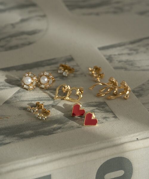 earth music&ecology（アースミュージックアンドエコロジー）の「1WEEKピアスセット（ピアス（両耳用）・レディース・シルバー/ゴールド・FREE）」の3枚目の写真