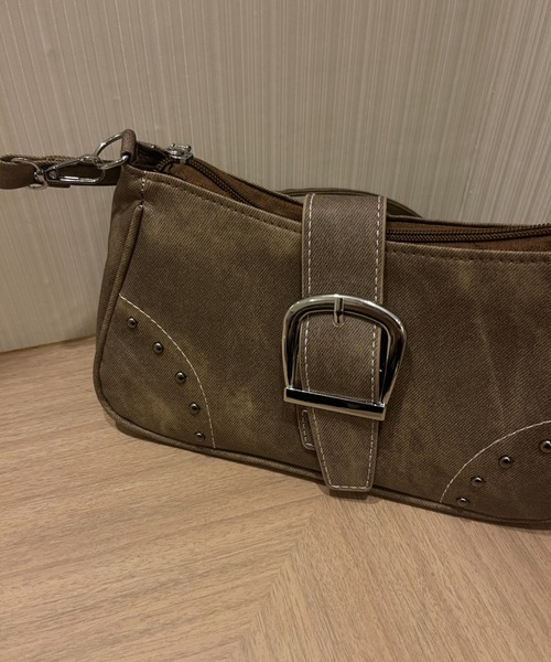 by your closet(バイユアークローゼット)の「ベルト ショルダーバッグ(ショルダーバッグ・レディース・モカ・FREE)」の3枚目の写真