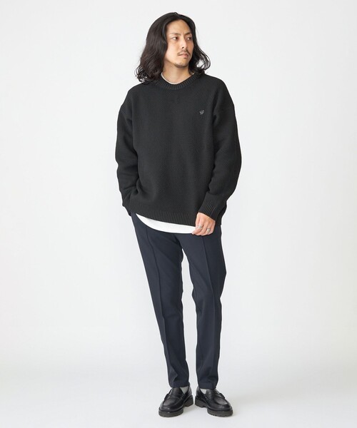 SHIPS（シップス）の「【WEB限定】SHIPS: ワンポイントロゴ ビッグシルエット レイヤード ニット（ニット+ロンT）（ニット/セーター・メンズ・ブラック/チャコールグレー/ベージュ/ネイビー・SMALL/MEDIUM/LARGE/X-LARGE）」の8枚目の写真