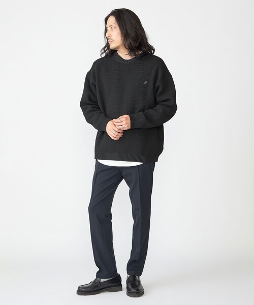 SHIPS（シップス）の「【WEB限定】SHIPS: ワンポイントロゴ ビッグシルエット レイヤード ニット（ニット+ロンT）（ニット/セーター・メンズ・ブラック/チャコールグレー/ベージュ/ネイビー・SMALL/MEDIUM/LARGE/X-LARGE）」の12枚目の写真