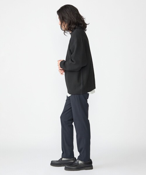 SHIPS（シップス）の「【WEB限定】SHIPS: ワンポイントロゴ ビッグシルエット レイヤード ニット（ニット+ロンT）（ニット/セーター・メンズ・ブラック/チャコールグレー/ベージュ/ネイビー・SMALL/MEDIUM/LARGE/X-LARGE）」の13枚目の写真