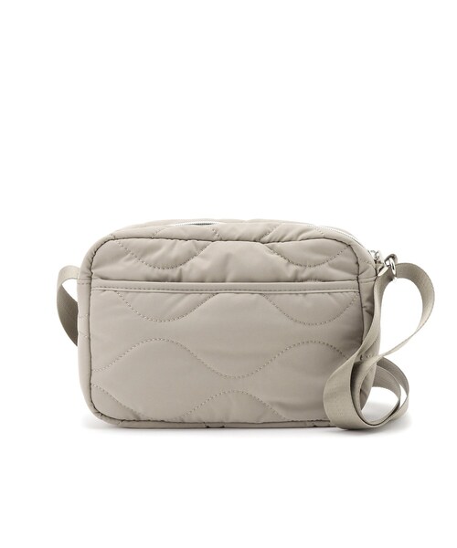 SHOO・LA・RUE(シューラルー)の「◆レジャーや旅行にも キルトスクエアショルダーバッグ(ショルダーバッグ・レディース・グリーン/ブラック/ナチュラル・00)」の19枚目の写真