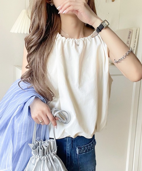 classicalelf(クラシカルエルフ)の「1枚でサマになる。ナイロンバルーンノースリーブトップス(ショート丈)(Tシャツ/カットソー・レディース・アイボリー/ブラック/チャコール・X-LARGE/SMALL/MEDIUM/LARGE)」の9枚目の写真
