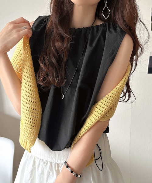 classicalelf(クラシカルエルフ)の「1枚でサマになる。ナイロンバルーンノースリーブトップス(ショート丈)(Tシャツ/カットソー・レディース・アイボリー/ブラック/チャコール・X-LARGE/SMALL/MEDIUM/LARGE)」の13枚目の写真