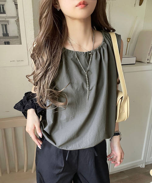 classicalelf(クラシカルエルフ)の「1枚でサマになる。ナイロンバルーンノースリーブトップス(ショート丈)(Tシャツ/カットソー・レディース・アイボリー/ブラック/チャコール・X-LARGE/SMALL/MEDIUM/LARGE)」の22枚目の写真