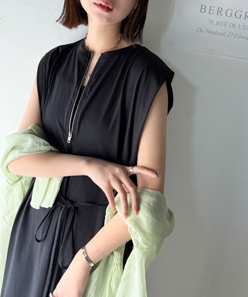 classicalelf(クラシカルエルフ)の「品よく映える!前後2wayシルケットファスナー使いワンピース(ロング丈)(ワンピース・レディース・ネイビー/ブラック/ベージュ・MEDIUM/X-LARGE/LARGE/SMALL)」の12枚目の写真