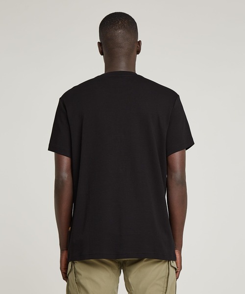 G-STAR（ジースター）の「OLD SKOOL LOGO T-SHIRT/クラシックロゴTシャツ（Tシャツ/カットソー・メンズ・ダークブラック/ホワイト・SMALL/MEDIUM/LARGE/X-LARGE/X-SMALL）」の4枚目の写真