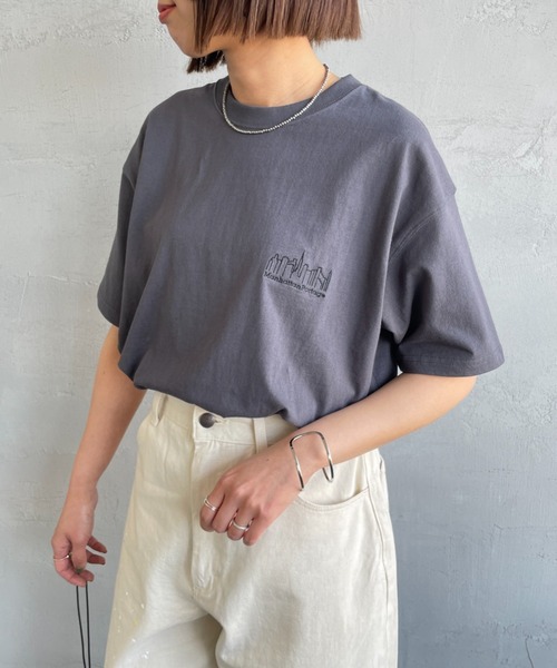 tシャツ 「MANHATTAN PORTAGE/マンハッタンポーテージ」 別注 ランダムロゴ バックプリントTシャツ レディース メンズ MANHATTAN PORTAGE/マンハッタンポーテージ] 別注 ランダムロゴ