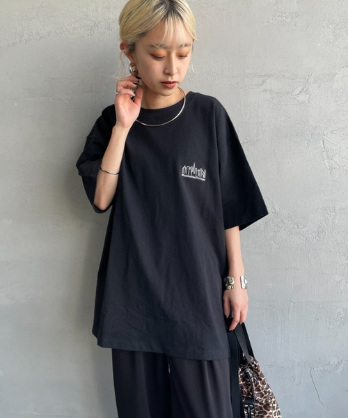 tシャツ 「MANHATTAN PORTAGE/マンハッタンポーテージ」 別注 ランダムロゴ バックプリントTシャツ レディース メンズ Manhattan Portage tシャツ 「MANHATTAN PORTAGE/マンハッタン