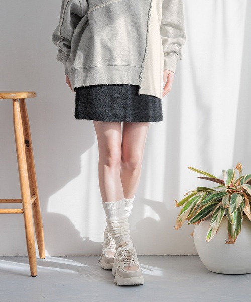 LOWRYS FARM（ローリーズファーム）の「シャギーミニスカート 290100（スカート・レディース・ベージュ/グレー・FREE）」の16枚目の写真