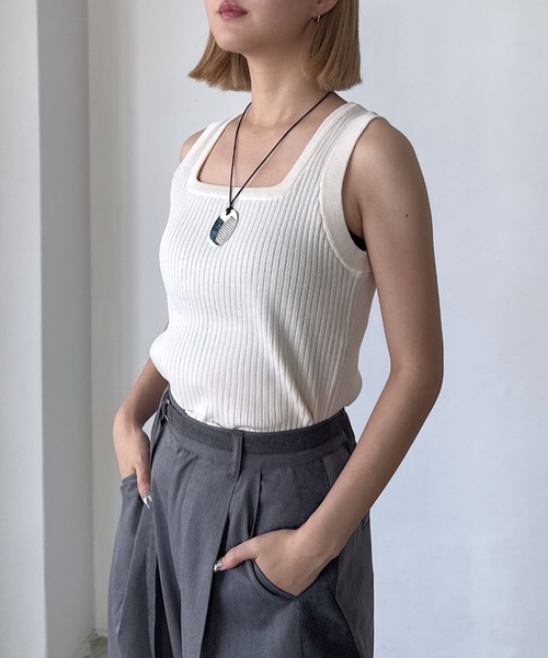 PAGEBOY（ページボーイ）の「【マシンウォッシャブル】スクエアネックタンク（タンクトップ・レディース・オフホワイト/チャコールグレー/ブラック/ピンク系その他/モスグリーン/イエロー系その他/ローズ/レッド系その他4/ダークブラウン・FREE）」の18枚目の写真