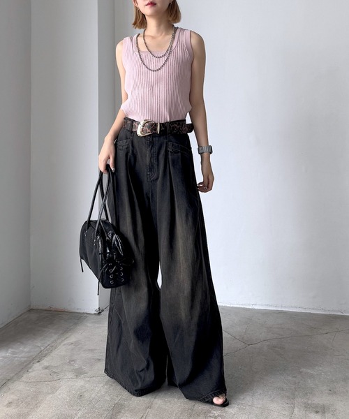 PAGEBOY（ページボーイ）の「【マシンウォッシャブル】スクエアネックタンク（タンクトップ・レディース・オフホワイト/チャコールグレー/ブラック/ピンク系その他/モスグリーン/イエロー系その他/ローズ/レッド系その他4/ダークブラウン・FREE）」の15枚目の写真