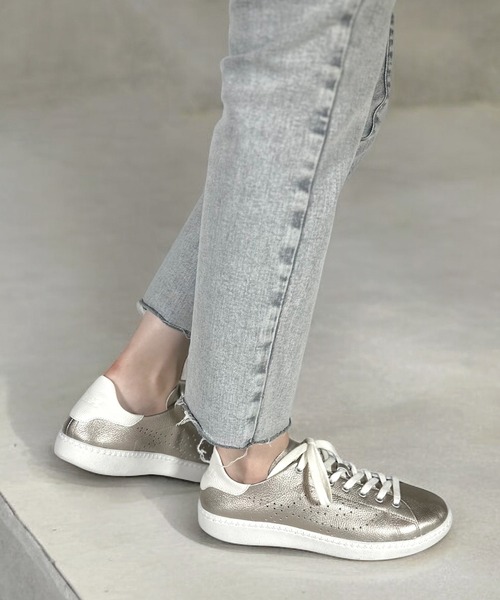 ASH（アッシュ）の「ASH/アッシュ【SUPER】フラットソールローカットスニーカー 2cmヒール フラット（スニーカー・レディース・シャンパン/アイボリー/シルバーグレー/ボルドー/ホワイト×ブラウン・37/36/39/38/40/35）」の10枚目の写真