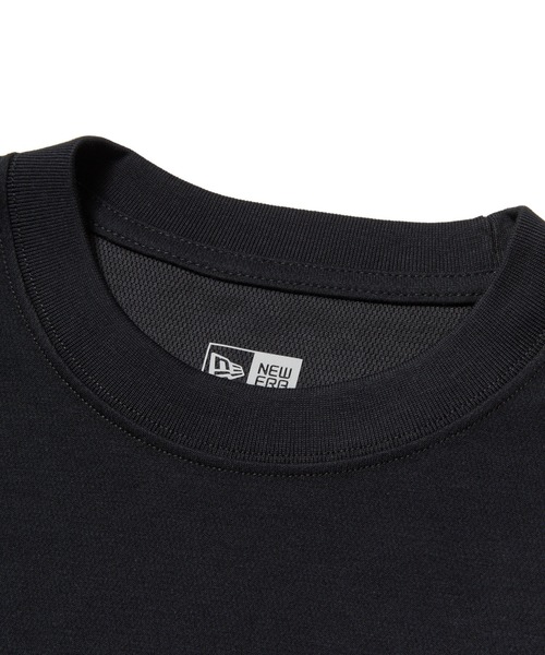 NEW ERA（ニューエラ）の「ニューエラパフォーマンスアパレル 長袖Tシャツ オーバーサイズ 吸汗速乾（Tシャツ/カットソー・メンズ・ホワイト/ブラック・XXL/L/M/XL）」の7枚目の写真