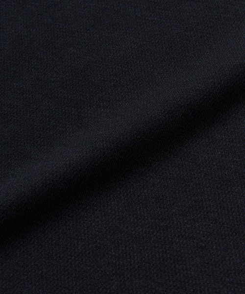 NEW ERA（ニューエラ）の「ニューエラパフォーマンスアパレル 長袖Tシャツ オーバーサイズ 吸汗速乾（Tシャツ/カットソー・メンズ・ホワイト/ブラック・XXL/L/M/XL）」の11枚目の写真