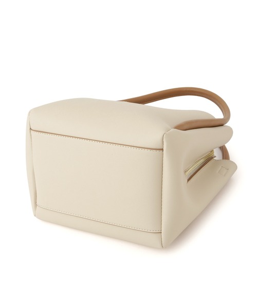 ROPE' PICNIC(ロペピクニック)の「3層スクエアフォルムミドルショルダー&ハンドバッグ(ショルダーバッグ・レディース・ベージュ系その他/キナリ/ブラック・FREE)」の19枚目の写真