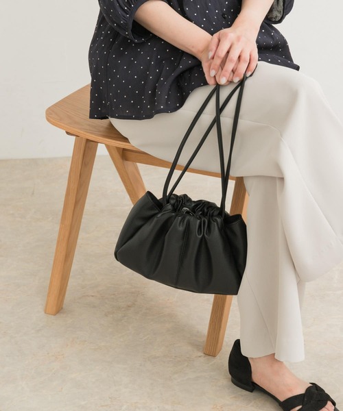 【NDeaRoSe】韓国商品★Liana bag☆ショルダーバッグ☆2色 Qoo10] W POP Laize 韓国バッグ ショルダーバッグ : バッグ・雑貨