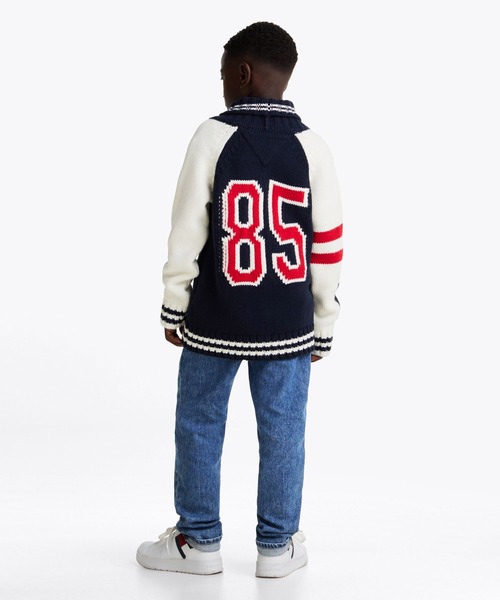 TOMMY HILFIGER(トミーヒルフィガー)の「BOYS バーシティチャンキーカーディガン(ニット/セーター・キッズ・ネイビー・130cm/160cm/150cm/140cm)」の4枚目の写真