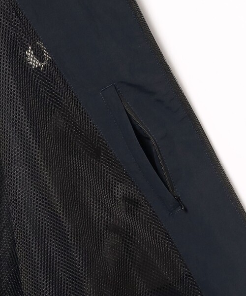 FRED PERRY(フレッドペリー)の「【別注】 FRED PERRY / Shell Jacket(ブルゾン・メンズ・ネイビー/ブラック・MEDIUM/LARGE/SMALL/X-LARGE)」の21枚目の写真