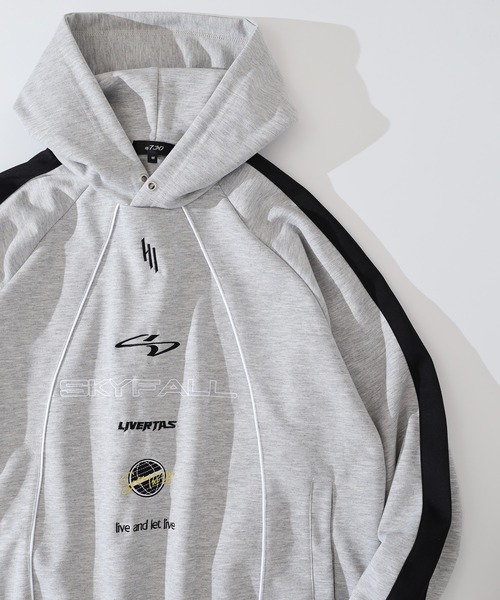 RE730(アールイーセブンサーティー)の「Piping pullover hoodie / パイピングプルオーバーパーカー unisex(パーカー・メンズ・ネイビー/グレー/ブラック・XL/L/M)」の2枚目の写真