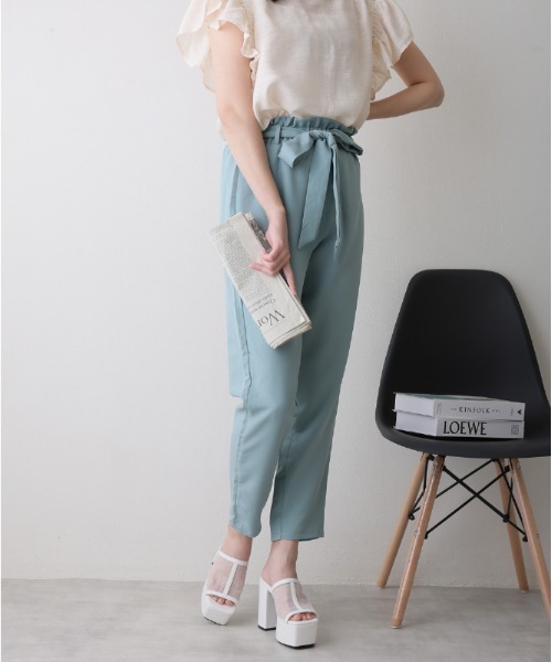 DEMETER(デメテル)の「厚底 太ヒール スクエアトゥ チュール素材 ミュールサンダル(サンダル・レディース・シルバー/ブラック/ホワイト・S/M/L/LL)」の21枚目の写真