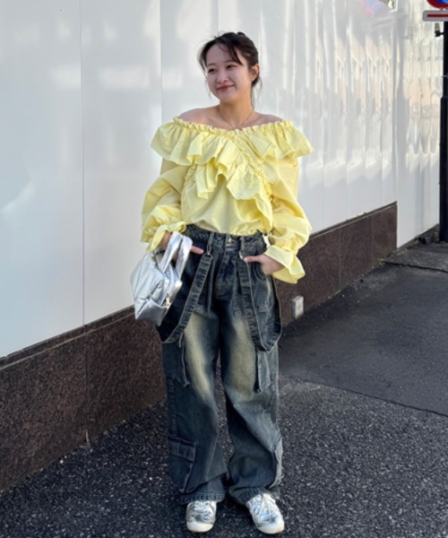 Mi-je(ミジェ)の「デニムカーゴパンツ【韓国ファッション】(デニムパンツ・レディース・ブルーグレー/ネイビー・S/M)」の4枚目の写真
