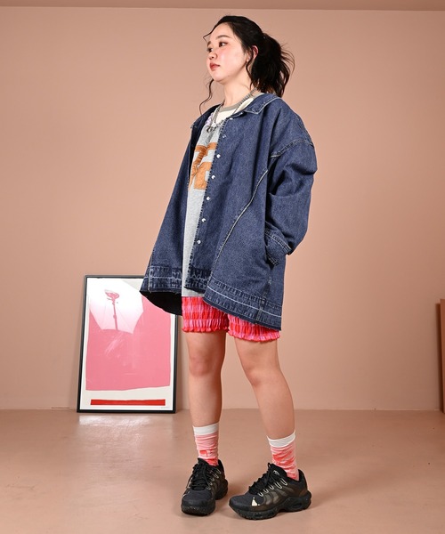 MARKEY'S(マーキーズ)の「デニムウエスタンシャツジャケット/おとな(デニムジャケット・レディース・ブラック/ブルー・160cm)」の8枚目の写真