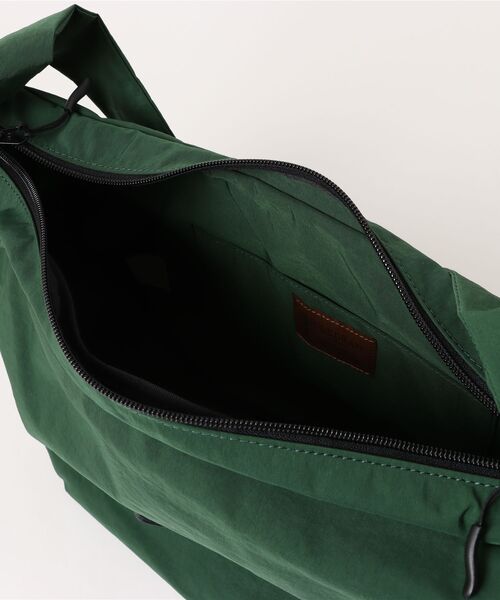 CLEDRAN(クレドラン)の「【軽量 仕分け収納】CL3787 POID POCKET SHOULDER ママバッグ(ショルダーバッグ・レディース・チャコールグレー/ベージュ/ネイビー/ダークグリーン・FREE)」の17枚目の写真
