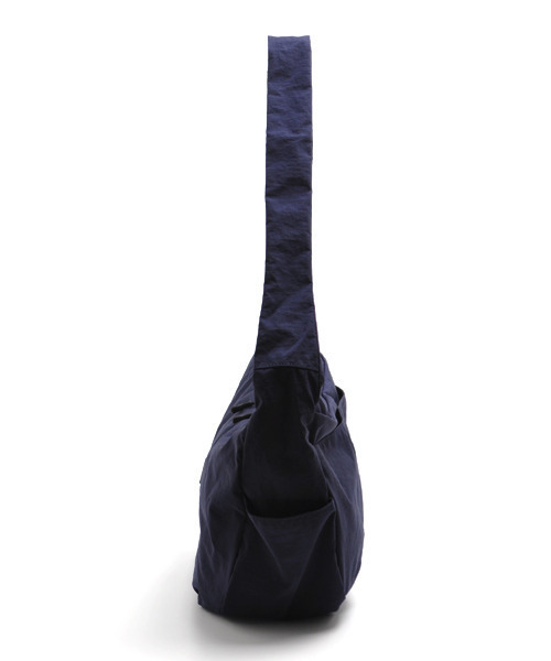 CLEDRAN(クレドラン)の「【軽量 仕分け収納】CL3787 POID POCKET SHOULDER ママバッグ(ショルダーバッグ・レディース・チャコールグレー/ベージュ/ネイビー/ダークグリーン・FREE)」の5枚目の写真