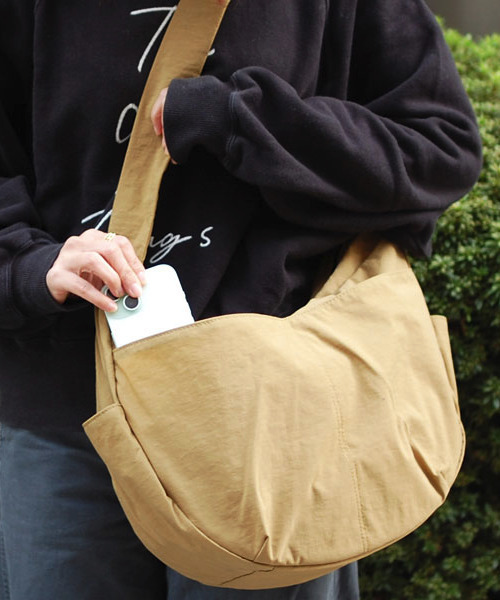 CLEDRAN(クレドラン)の「【軽量 仕分け収納】CL3787 POID POCKET SHOULDER ママバッグ(ショルダーバッグ・レディース・チャコールグレー/ベージュ/ネイビー/ダークグリーン・FREE)」の13枚目の写真