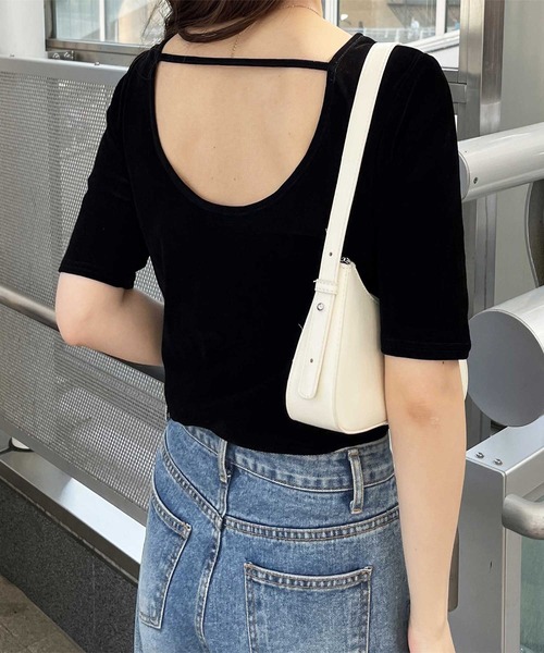 nelliy.（ネルリー）の「バックオープンカットソー（Tシャツ/カットソー・レディース・ブラウン/グレー/ブラック・LARGE/MEDIUM）」の6枚目の写真