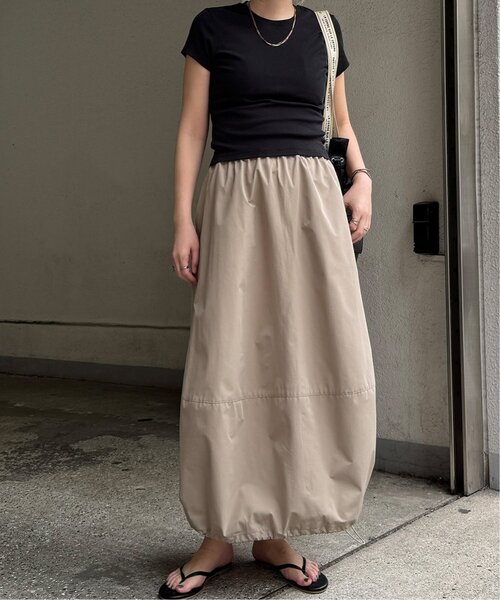 LBC（エルビーシー）の「撥水バルーンドロストスカート（スカート・レディース・チャコール/ベージュ・M）」の13枚目の写真