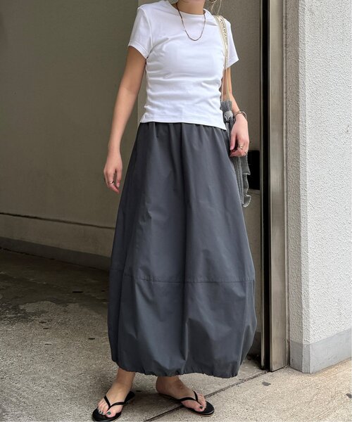 LBC（エルビーシー）の「撥水バルーンドロストスカート（スカート・レディース・チャコール/ベージュ・M）」の21枚目の写真