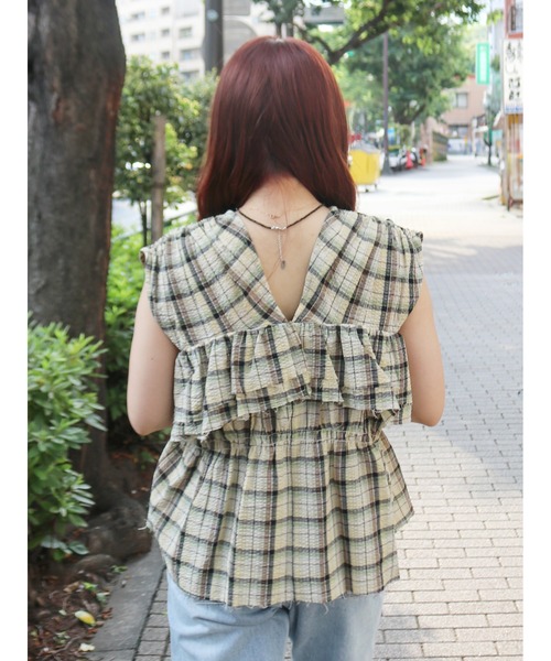 Ungrid（アングリッド）の「【WEB限定】フリルデザインチェックブラウス（シャツ/ブラウス・レディース・イエロー/レッド・FREE）」の3枚目の写真