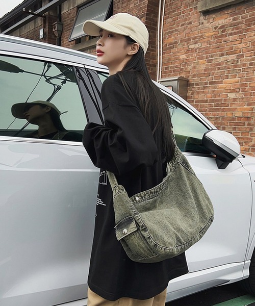 Revo.（レボ）の「ヴィンテージライク フェード加工 デニム ワンハンドル ショルダーバッグ（ショルダーバッグ・レディース・ブラック/カーキ/パープル/オレンジ・FREE）」の22枚目の写真