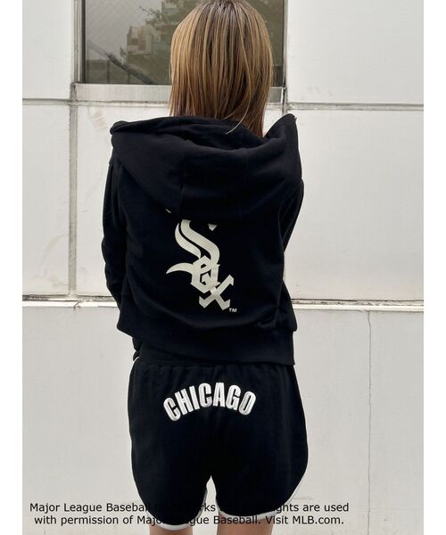 MLB（メジャーリーグベースボール）の「GYDA［MLB］BACK LOGOスウェットショートパンツ（その他パンツ・レディース・グレー/オフホワイト/ブラック・FREE）」の19枚目の写真