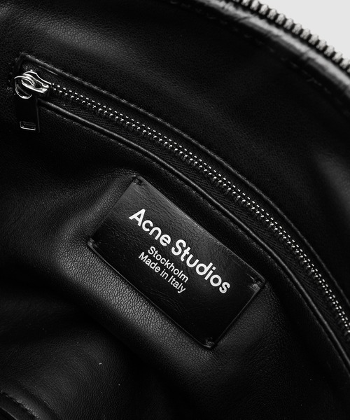 Acne Studios(アクネストゥディオズ)の「FN-WN-BAGS000518(ショルダーバッグ・レディース・ブラック・ONE SIZE)」の9枚目の写真