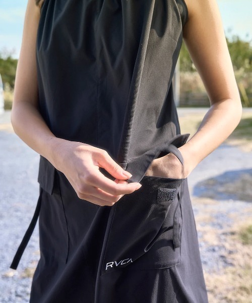 RVCA(ルーカ)の「RVCA レディース UTILITY SLIP DRESS ワンピース 【2025年春夏モデル】/ルーカ水陸両用スリップドレス(ワンピース・レディース・ブラック/ブラウン系その他・MEDIUM/LARGE/SMALL)」の10枚目の写真