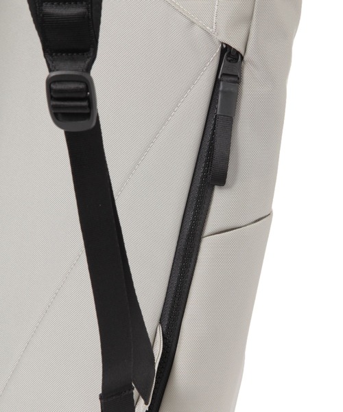 THE NORTH FACE(ザノースフェイス)の「【THE NORTH FACE(ザ・ノース・フェイス)】Pyren Back pack(バックパック/リュック・レディース・ライトグレー/ブラック・FREE)」の20枚目の写真
