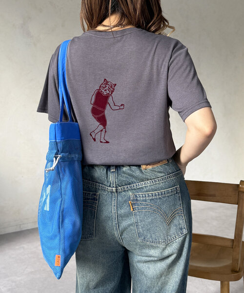 CPCM(シーピーシーエム)の「シアーフロッキー半袖T(Tシャツ/カットソー・レディース・チャコールグレー/ブルー/ホワイト系その他2/グレー/ネイビー/イエロー/レッド/ホワイト系その他/ホワイト・FREE)」の18枚目の写真