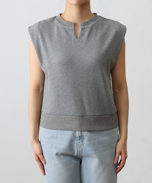 COLONY 2139（コロニートゥーワンスリーナイン）の「WEB限定/ワッフルキーネックフレンチスリーブトップス（Tシャツ/カットソー・レディース・ライトグレー/ブラック/グレー・FREE）」の16枚目の写真