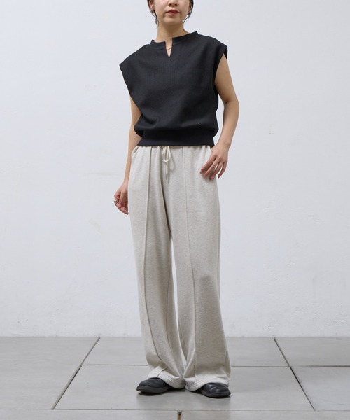 COLONY 2139（コロニートゥーワンスリーナイン）の「WEB限定/ワッフルキーネックフレンチスリーブトップス（Tシャツ/カットソー・レディース・ライトグレー/ブラック/グレー・FREE）」の8枚目の写真