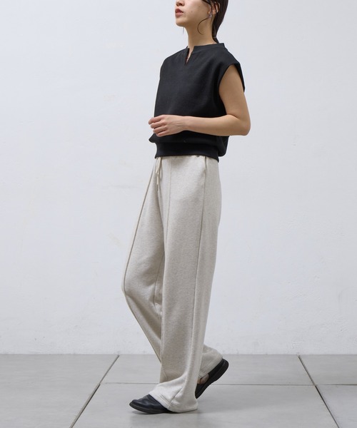 COLONY 2139（コロニートゥーワンスリーナイン）の「WEB限定/ワッフルキーネックフレンチスリーブトップス（Tシャツ/カットソー・レディース・ライトグレー/ブラック/グレー・FREE）」の11枚目の写真