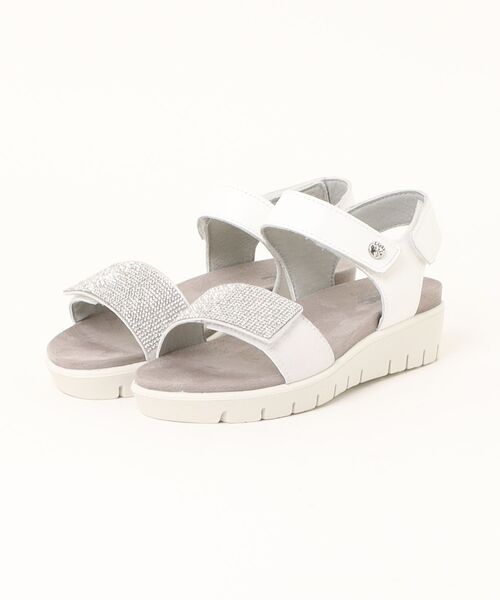 inter-chaussures(インターショシュール)の「【IMAC】ラインストーンベルトフットベッドサンダル(E55702)(サンダル・レディース・ゴールド/シルバー・36/37/38/39/35)」の3枚目の写真
