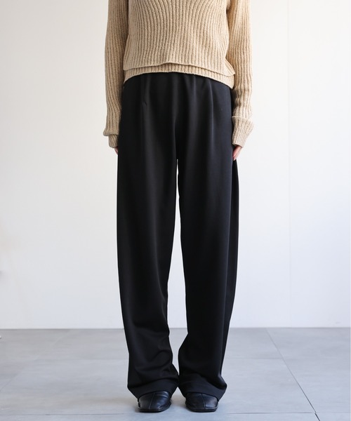 ap retro(アプレトロ)の「リラックスポンチカーブパンツ / バレルレッグパンツ(その他パンツ・レディース・カーキ/チャコール/オフホワイト/ブラウン/ブラック・LARGE/SMALL/MEDIUM)」の7枚目の写真