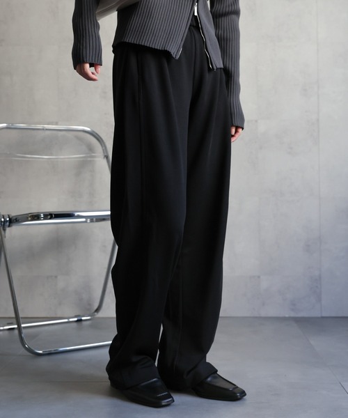 ap retro(アプレトロ)の「リラックスポンチカーブパンツ / バレルレッグパンツ(その他パンツ・レディース・カーキ/チャコール/オフホワイト/ブラウン/ブラック・LARGE/SMALL/MEDIUM)」の15枚目の写真