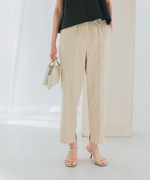 URBAN RESEARCH ROSSO WOMEN(アーバンリサーチ ロッソ)の「ウォッシャブルイージーテーパードパンツ(その他パンツ・レディース・グリーン/グレー系その他/ブラック・FREE)」の4枚目の写真