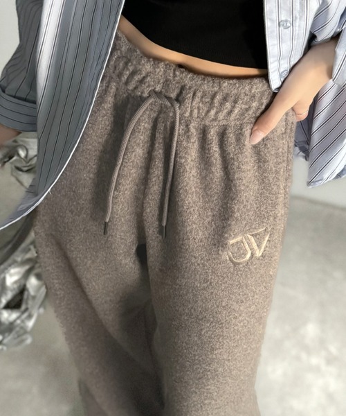 Java(ジャバ)の「《JaVaジャバコラボ》裾ドロストロゴ刺繍ミックス調フリースパンツ(スウェットパンツ・レディース・ブラウン/ベージュ/グレー・LARGE/SMALL/MEDIUM/X-LARGE)」の11枚目の写真