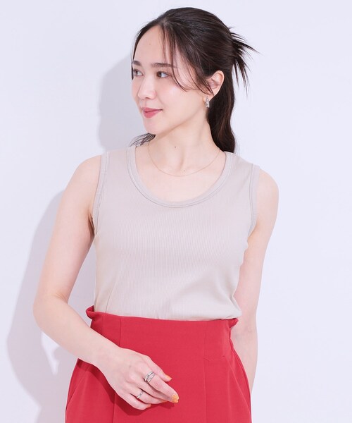 SHOO・LA・RUE(シューラルー)の「カップ付きテレコタンクトップ(タンクトップ・レディース・ブラック/ナチュラル/ホワイト・01/02/03/04)」の12枚目の写真